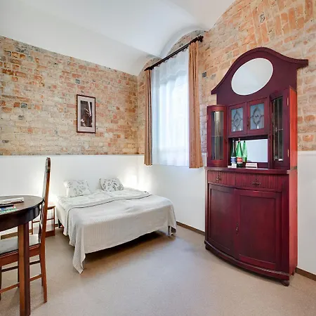 Hotel Janne 3*