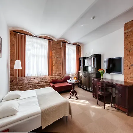 Janne Hotel 3*