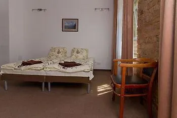 Janne Hotel